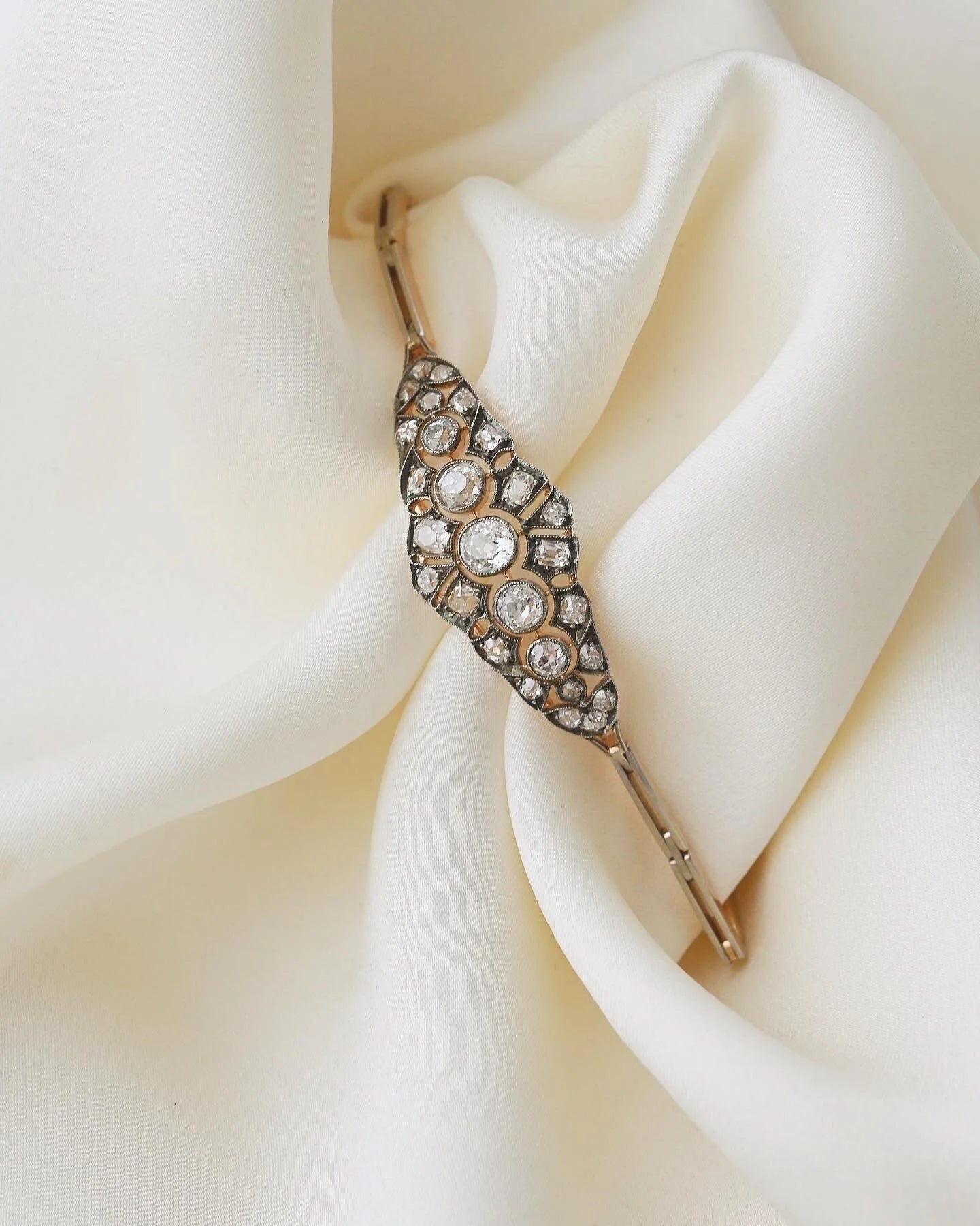 The Best Antique Art Deco Bracelet w 1.30 carats Diamonds 18K Gold