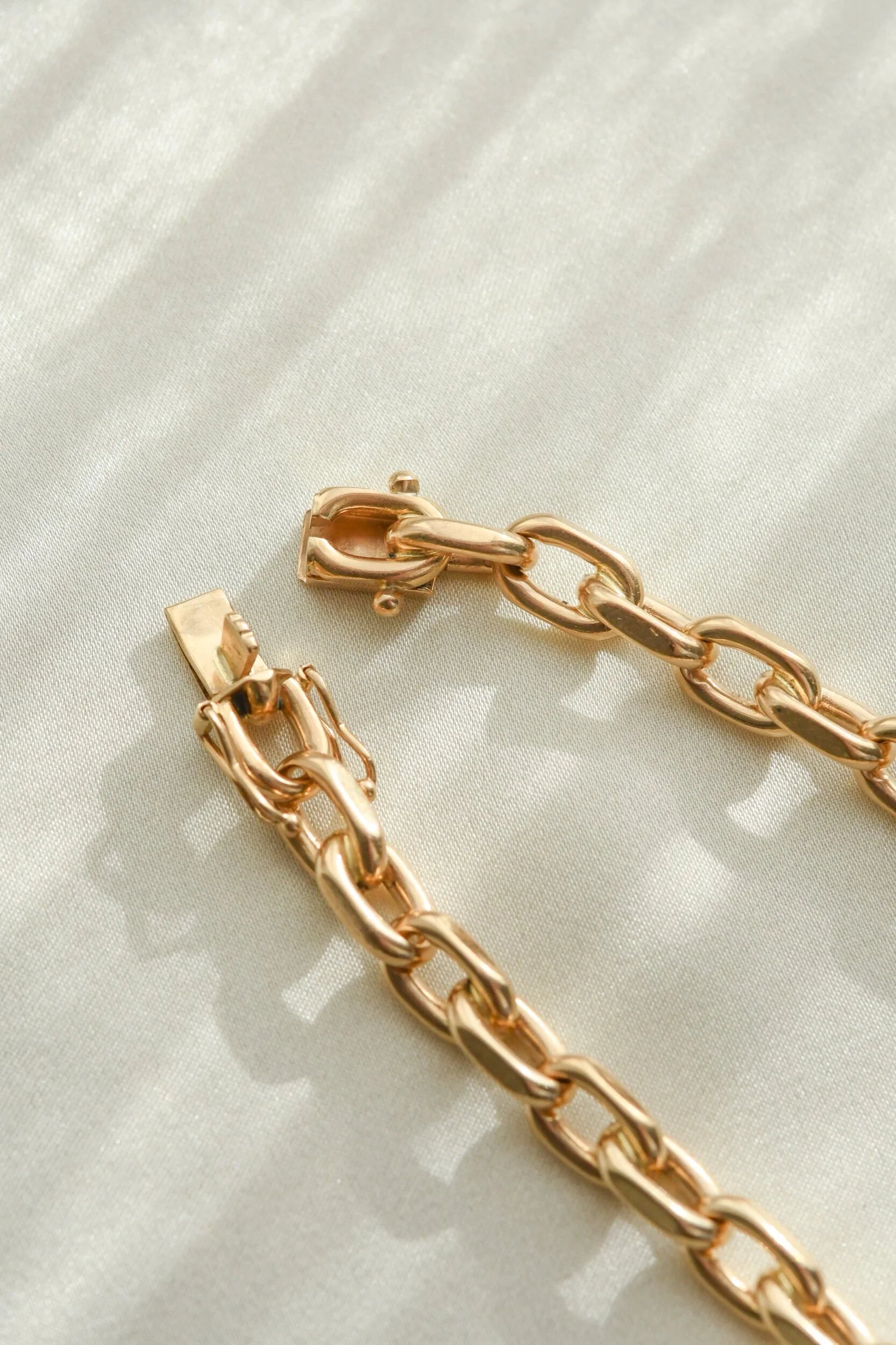 Sublime Heavy Sizeable Danish Anchor Link Bracelet 14K Gold
