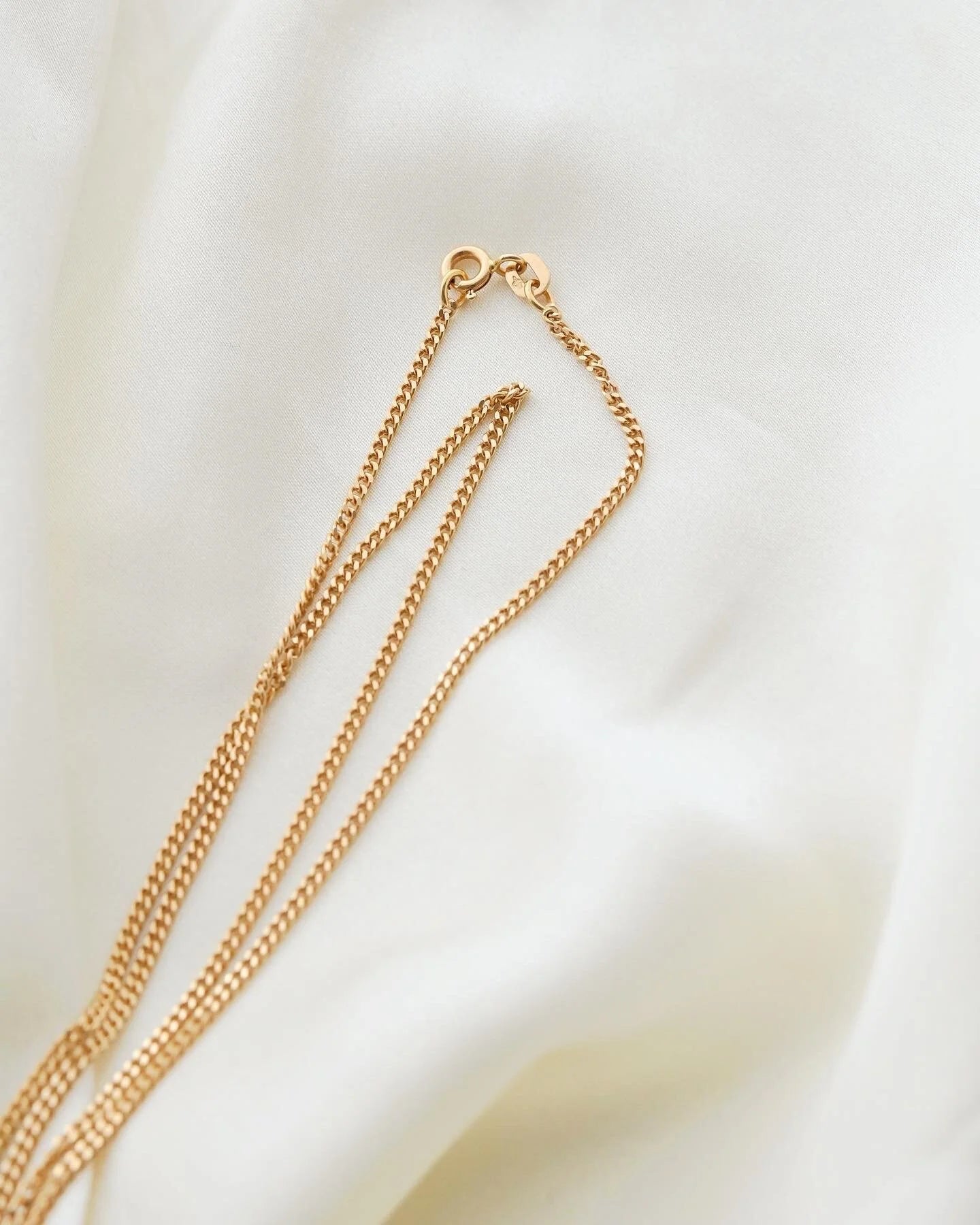Loooooong Sexy Curb Link Chain 18K Gold