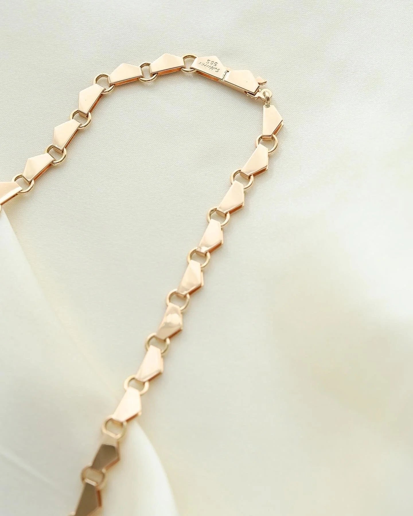 You Will Never Meet Anyone With This Danish Vintage Octagon Link Necklace 14K Gold 1960
