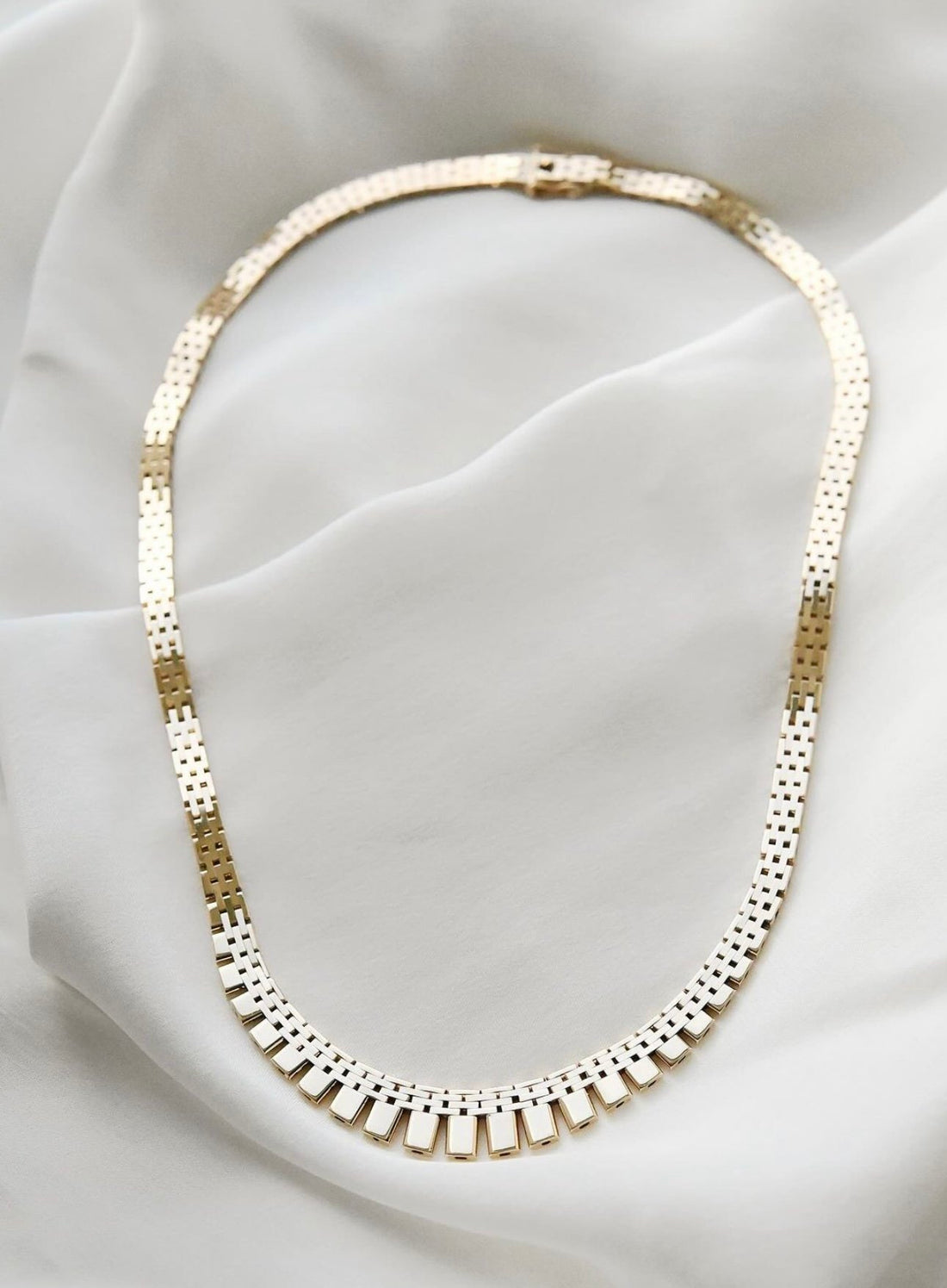 Beeeeeeeautiful Cleopatra Necklace Danish Vintage 30 Grams 14K Gold