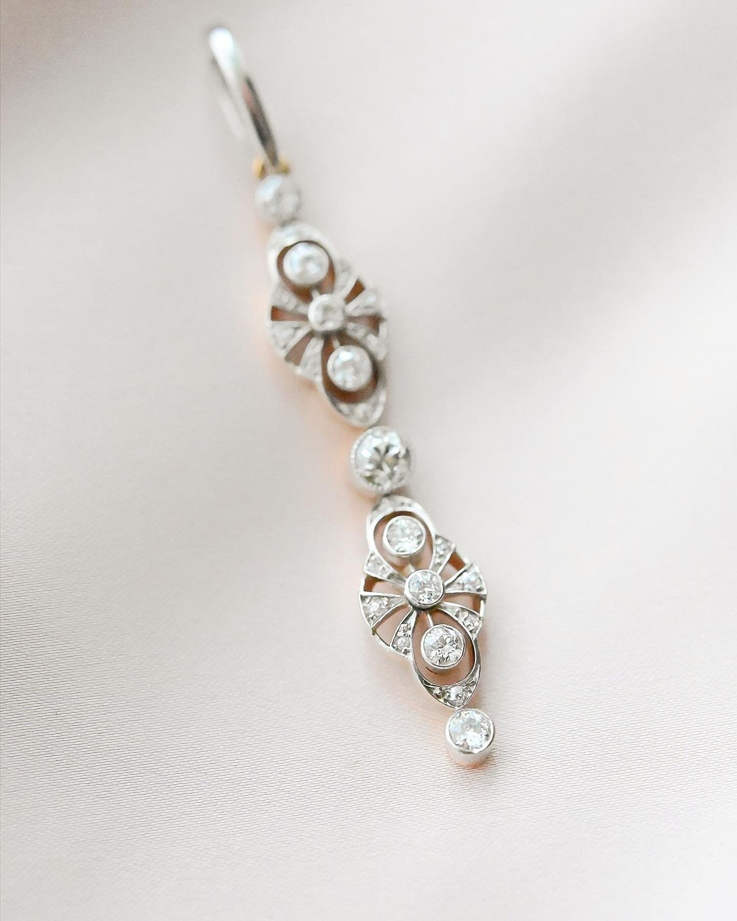 Extraordinary Big Antique Diamond Pendant Belle Epoque Platinum and 14K Gold 1910-20