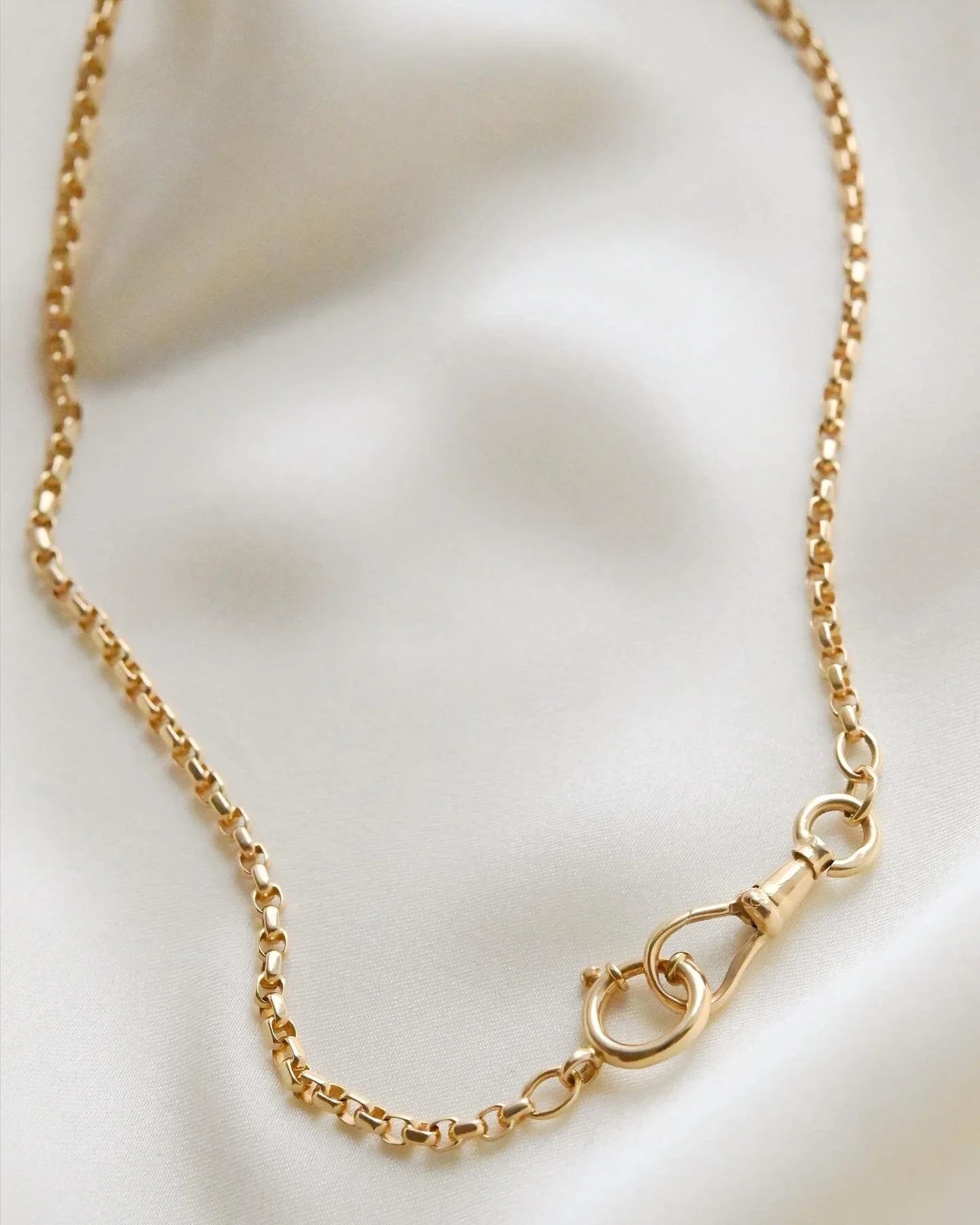 Rare Antique 18 Inches Watch Chain 18K Gold 1900s