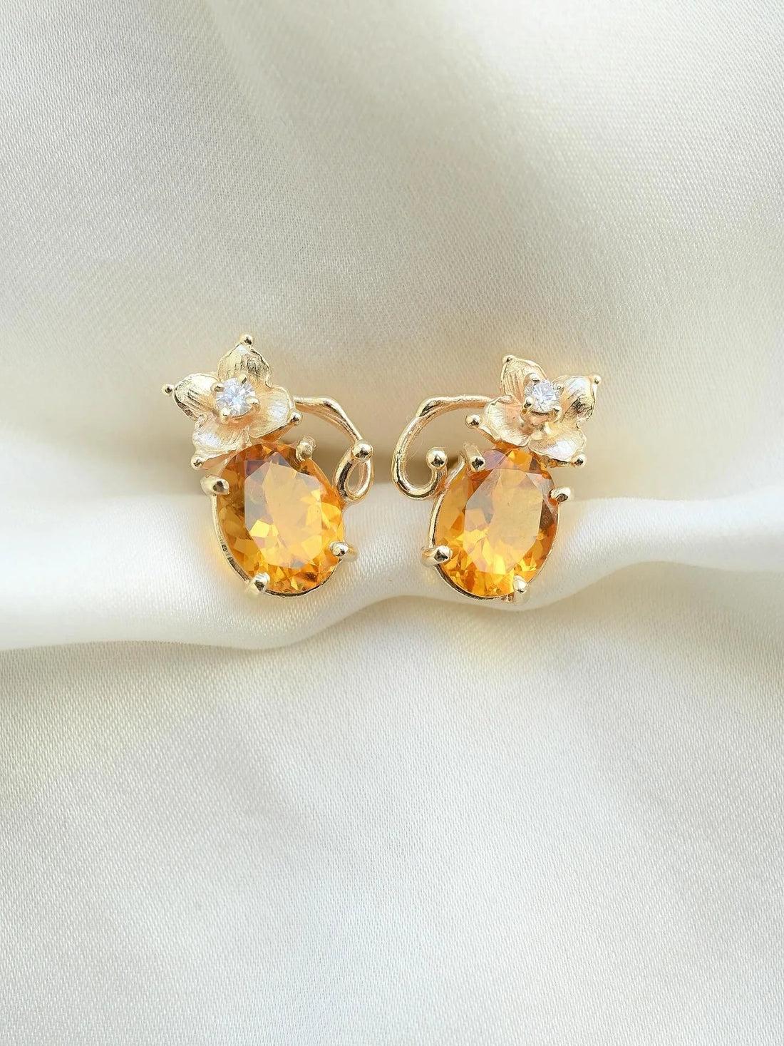 Golden Beams Of Sunlight Vintage Earrings Heliodor x Diamond 12K Gold