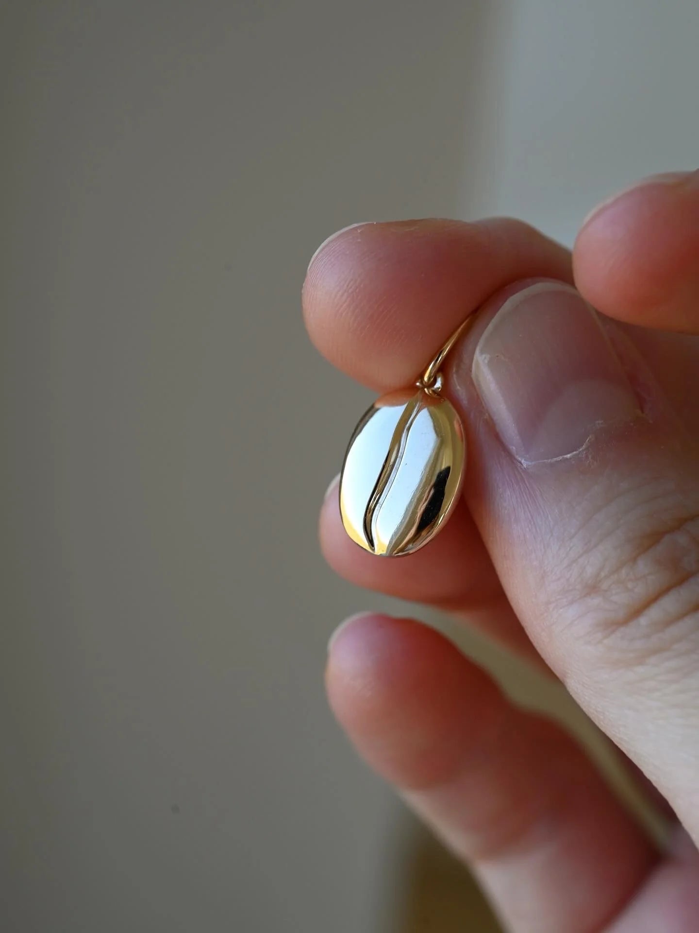 OMJ Fine Jewelry : One Last "Lucky Coffee Bean Pendant" 14K Gold Denmark 2025