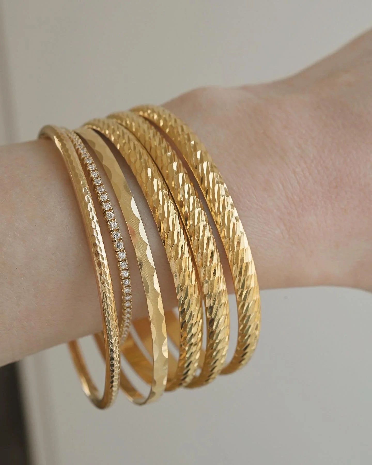 Wide Textured Bangle left!!! Perfect Vintage Bangles 18-21K Gold 1937-1970