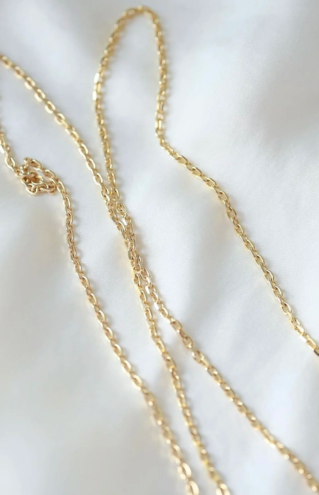 Extraordinary Beautiful Double Wrap Vintage Anchor Link Necklace 18K Gold