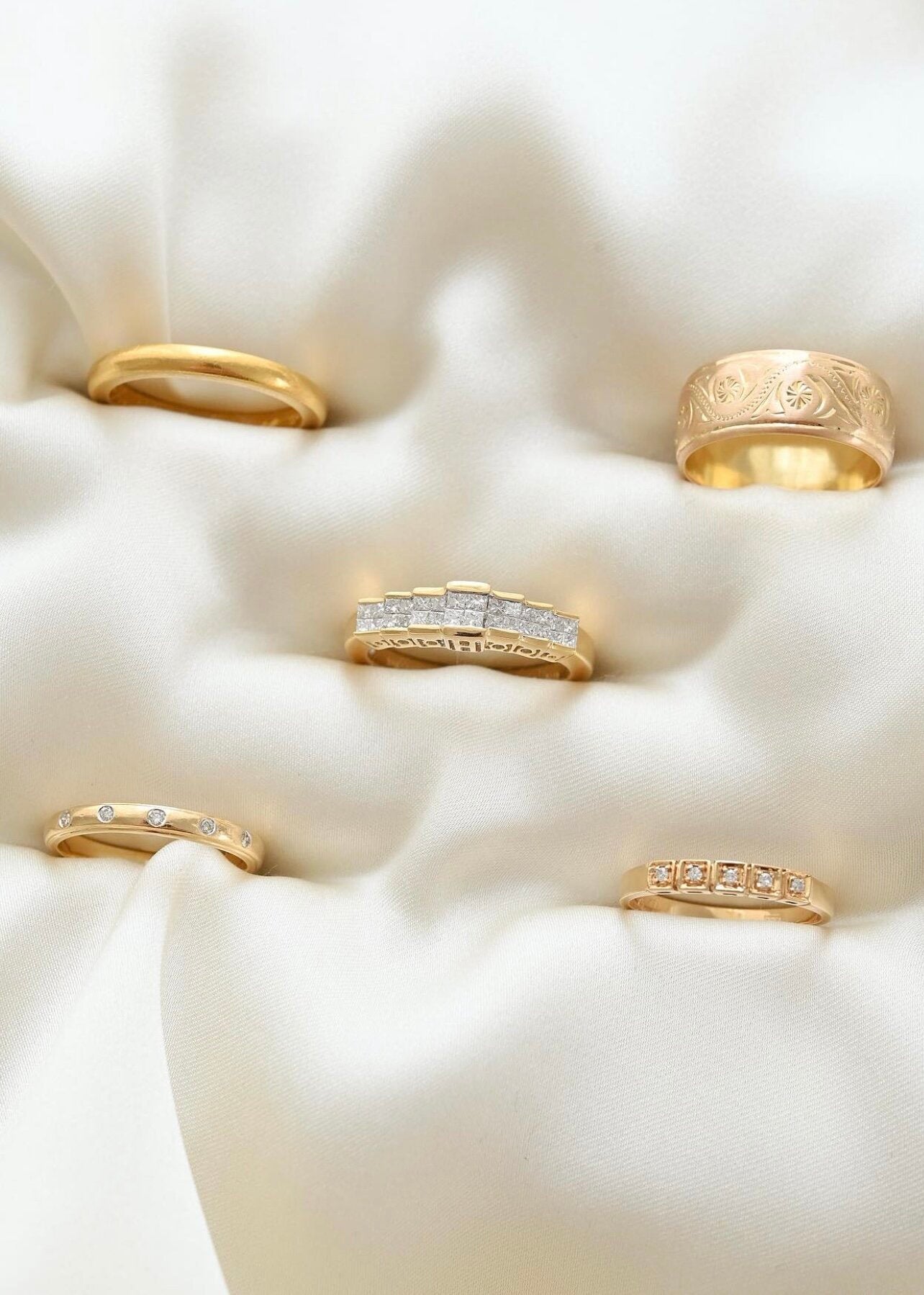 Great Estate Stacking Diamond Band 18K Gold