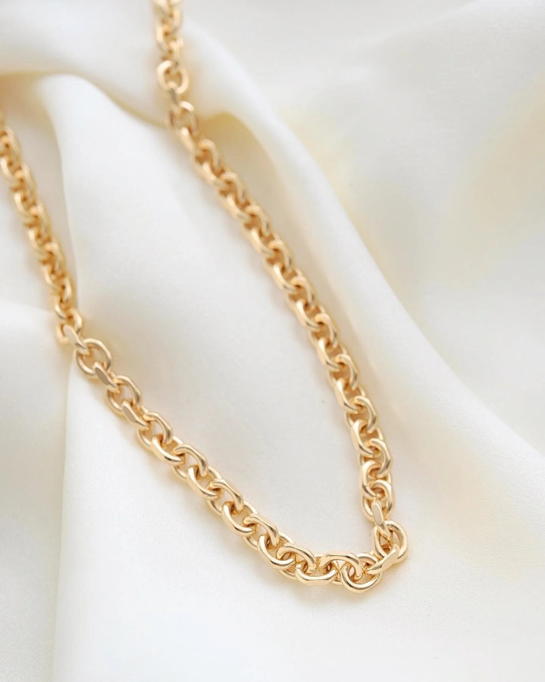 Amazing Rare Magical 43 Grams Italian Vintage Necklace 18K Gold