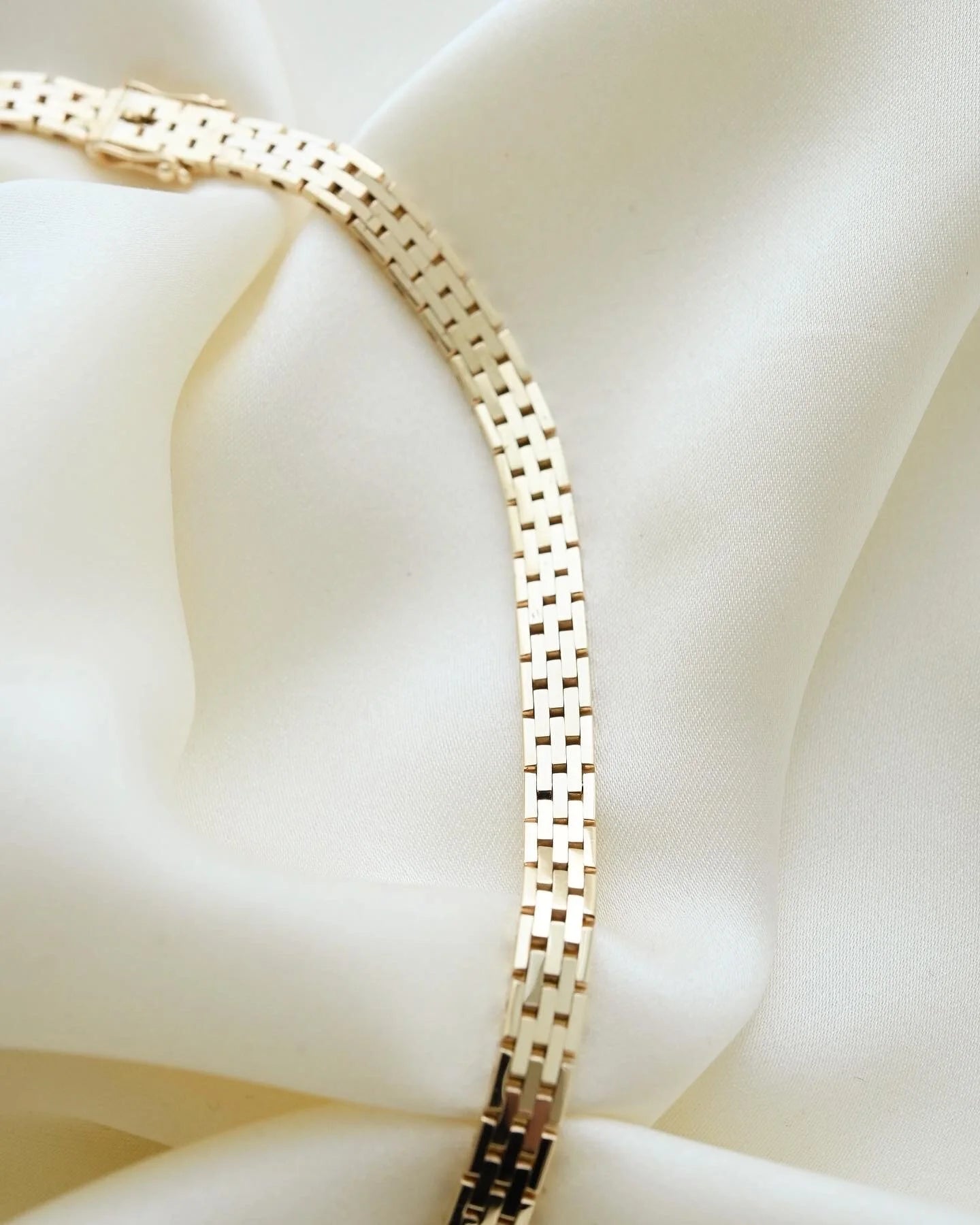 Stunning Rare Longer Brick Link Necklace 14K Gold 1960s