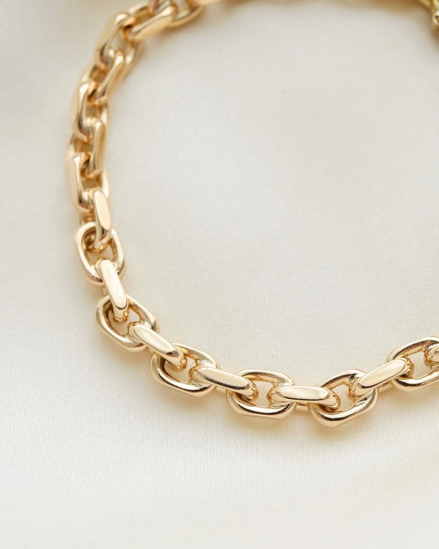 Perfect Danish Anchor Link Bracelet Vintage 14K Gold 1970