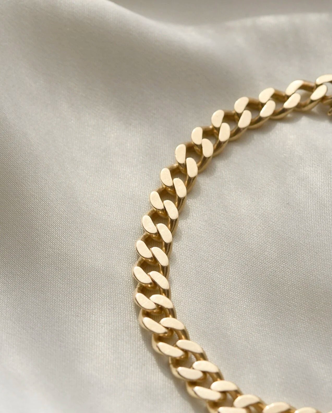 Substantial Danish Curb Link 14K Gold 20 Grams