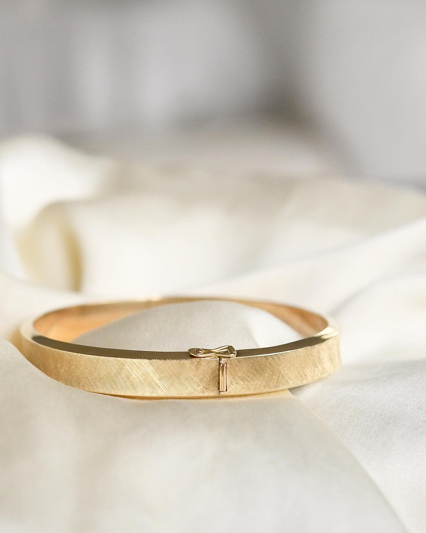 Gorg Satin Glow Bangle 14K 1960s