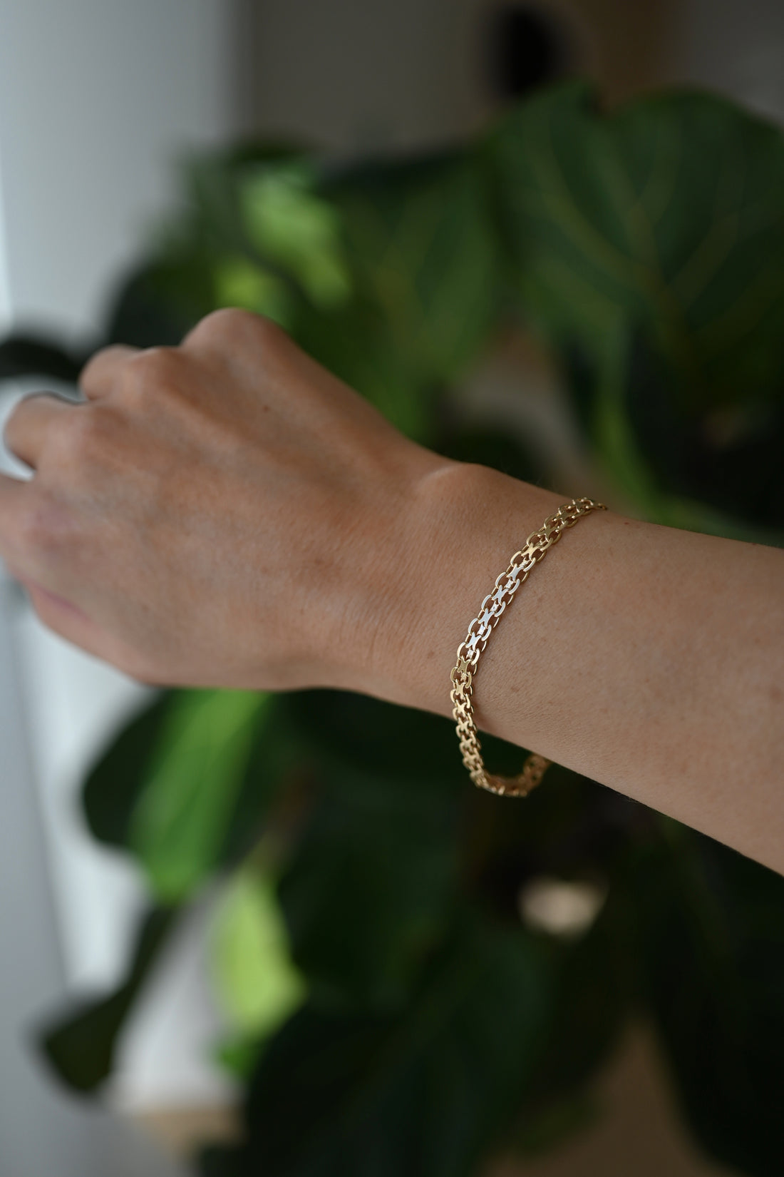 Elegant Vintage 18K Gold X-Link Bracelet Stockholm 1952
