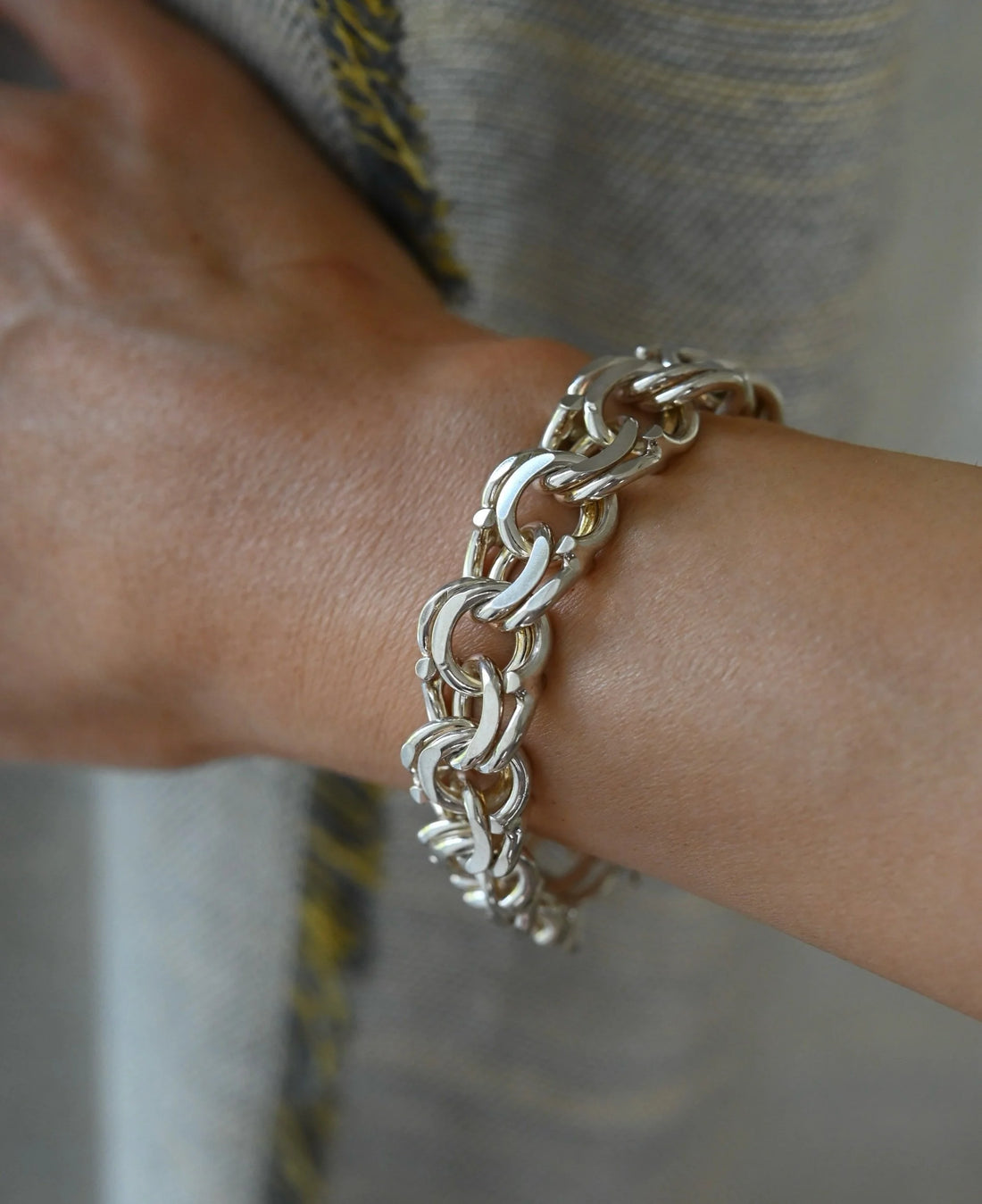 Extraordinary Beautiful Big Mid Century Vintage Silver Bracelet 1976