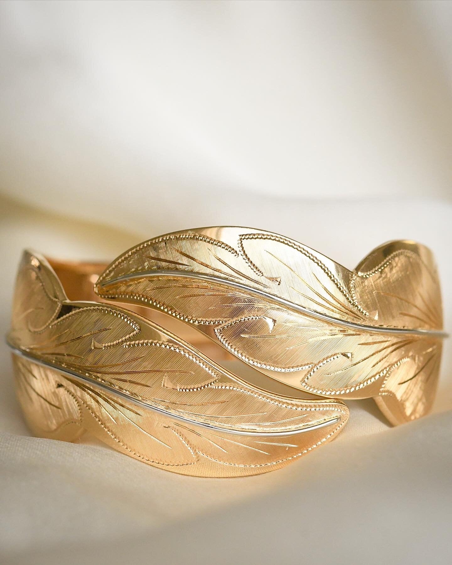 Dream Flower Cuff 18K Solid Gold 1957