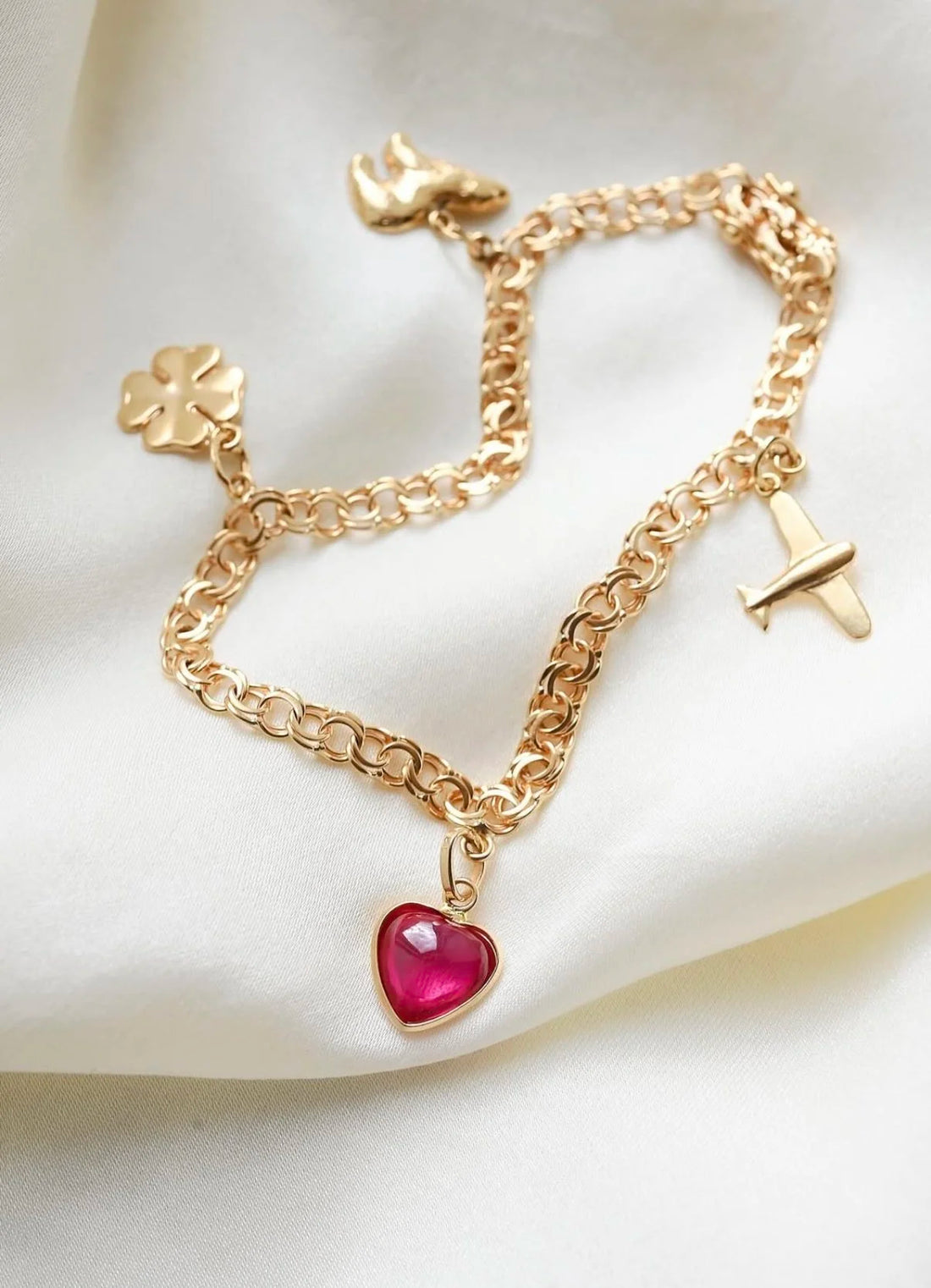 Wildly Charming Vintage Charm Bracelet 18K Gold 1960 Sweden