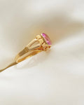 Beautiful Swedish Bubblegum Sapphire Ring 18K Gold 1952