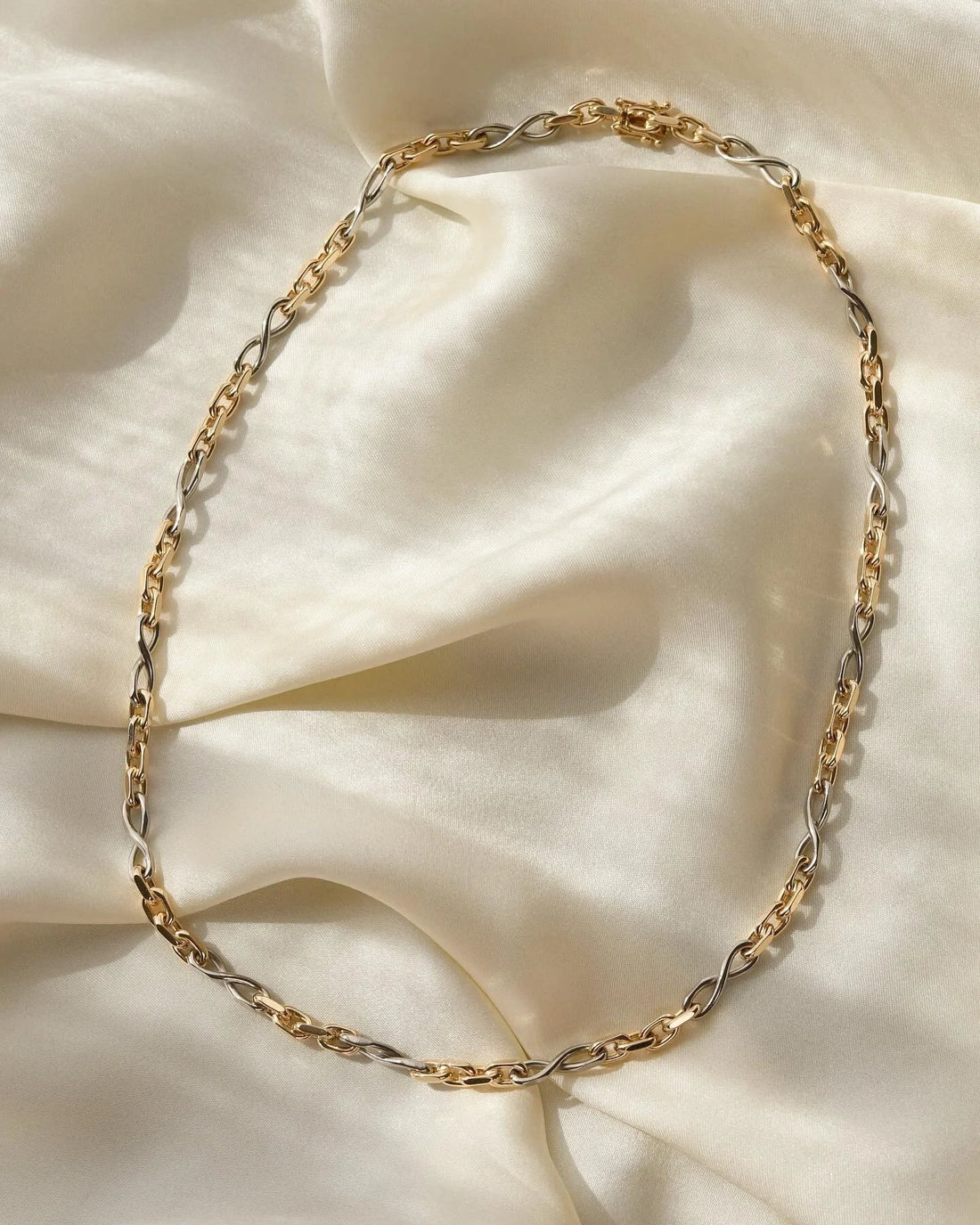 Extraordinary Bi Color Anchor Eternity Link Chain 32 Grams 14K Gold