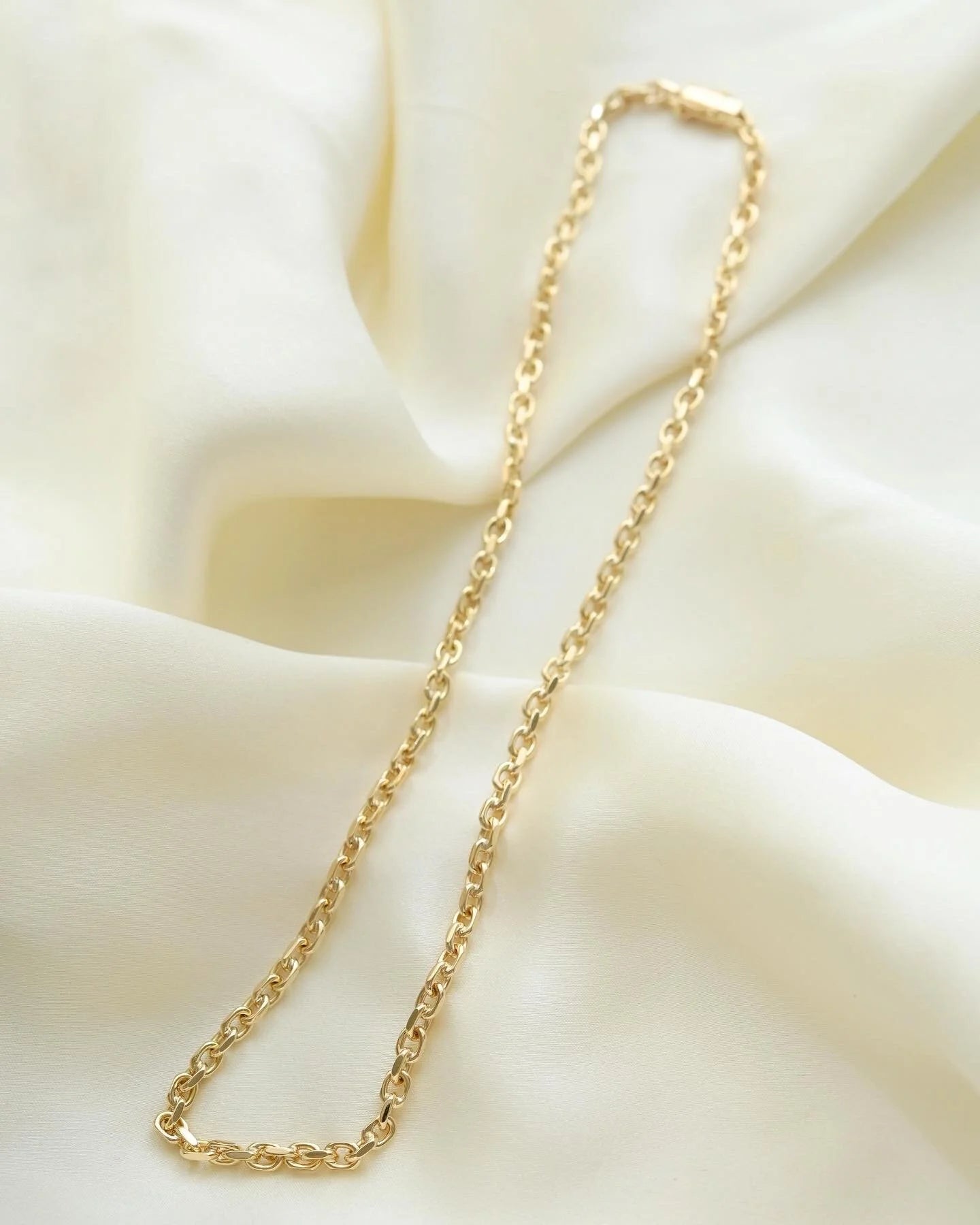 Sublime 17.15 inches Danish Vintage Anchor Chain 14K Gold