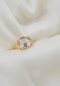 Exquisite Luminous Quartz Crystal Vintage Ring 18K Gold Mid 1900s Sweden