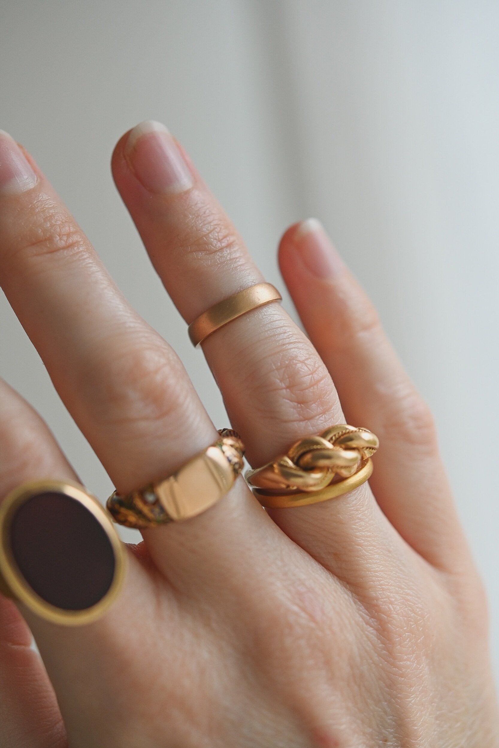 Antique Edwardian Rose Gold Band Size 4 18K Gold 1902