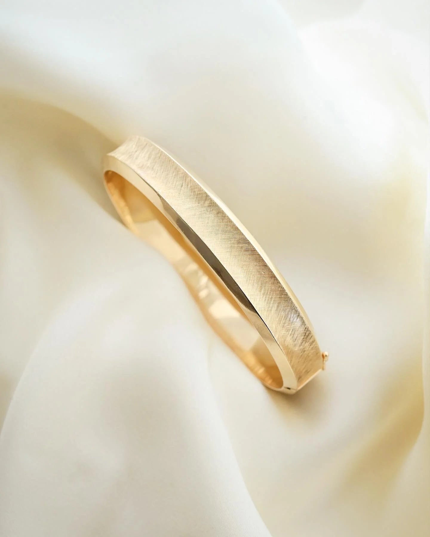 Beautiful Textured Danish Vintage Bangle by J. Asby 14K Gold 1960s