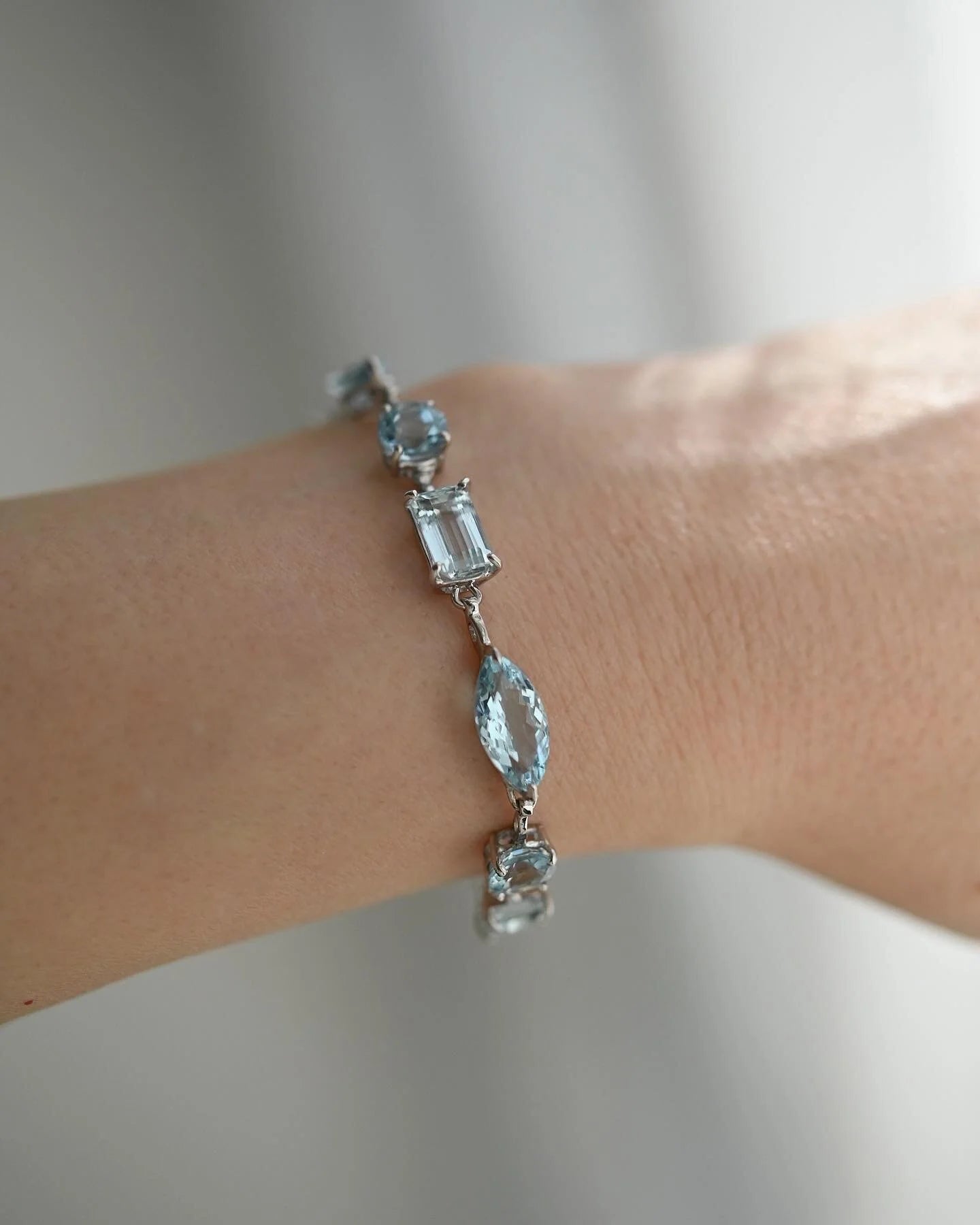 Outstanding Danish Estate Multi Cut Aquamarine Dream Bracelet 18K White Gold