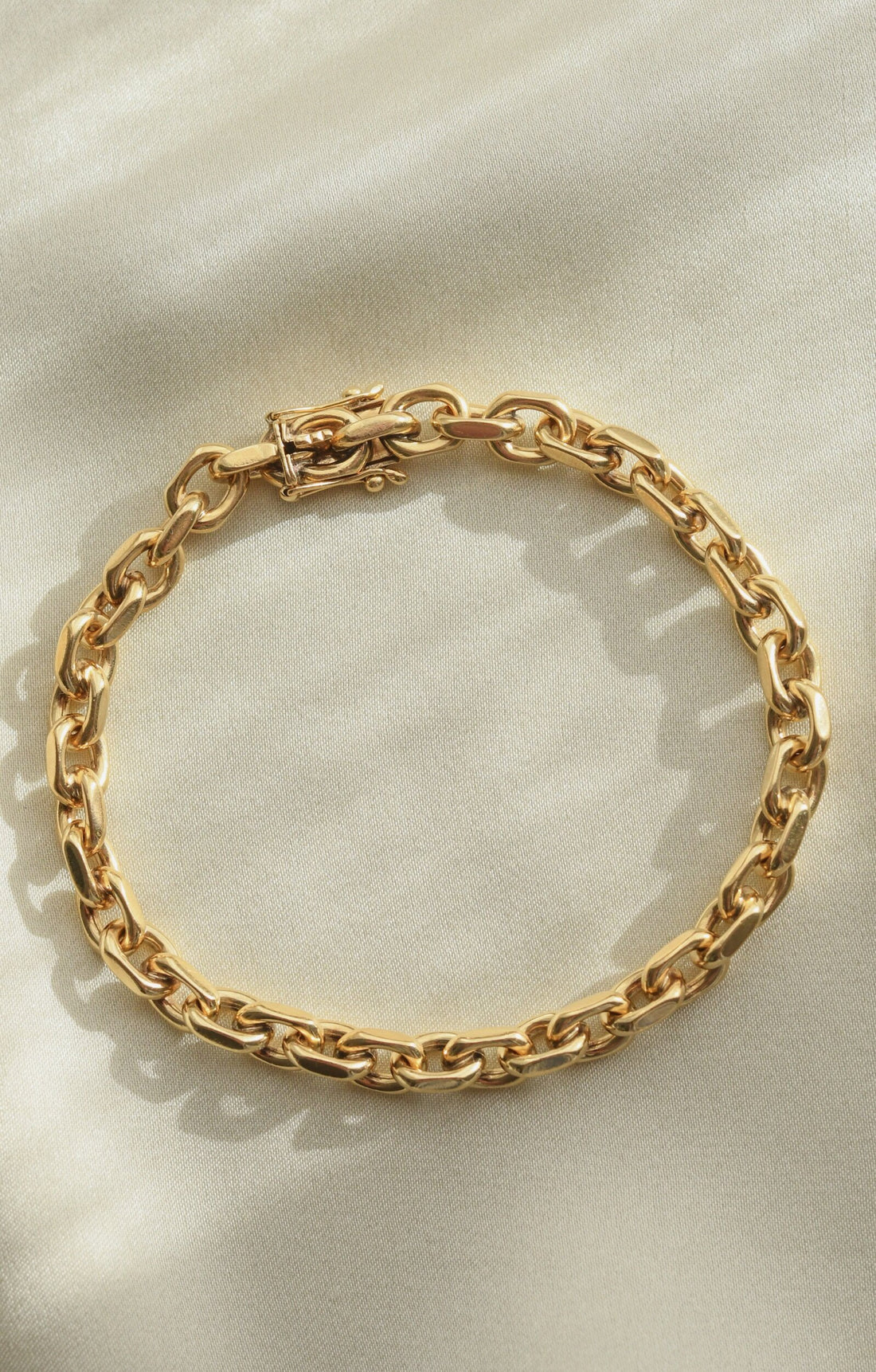 Sizeable Luminous Danish Vintage Anchor Bracelet 14K Gold