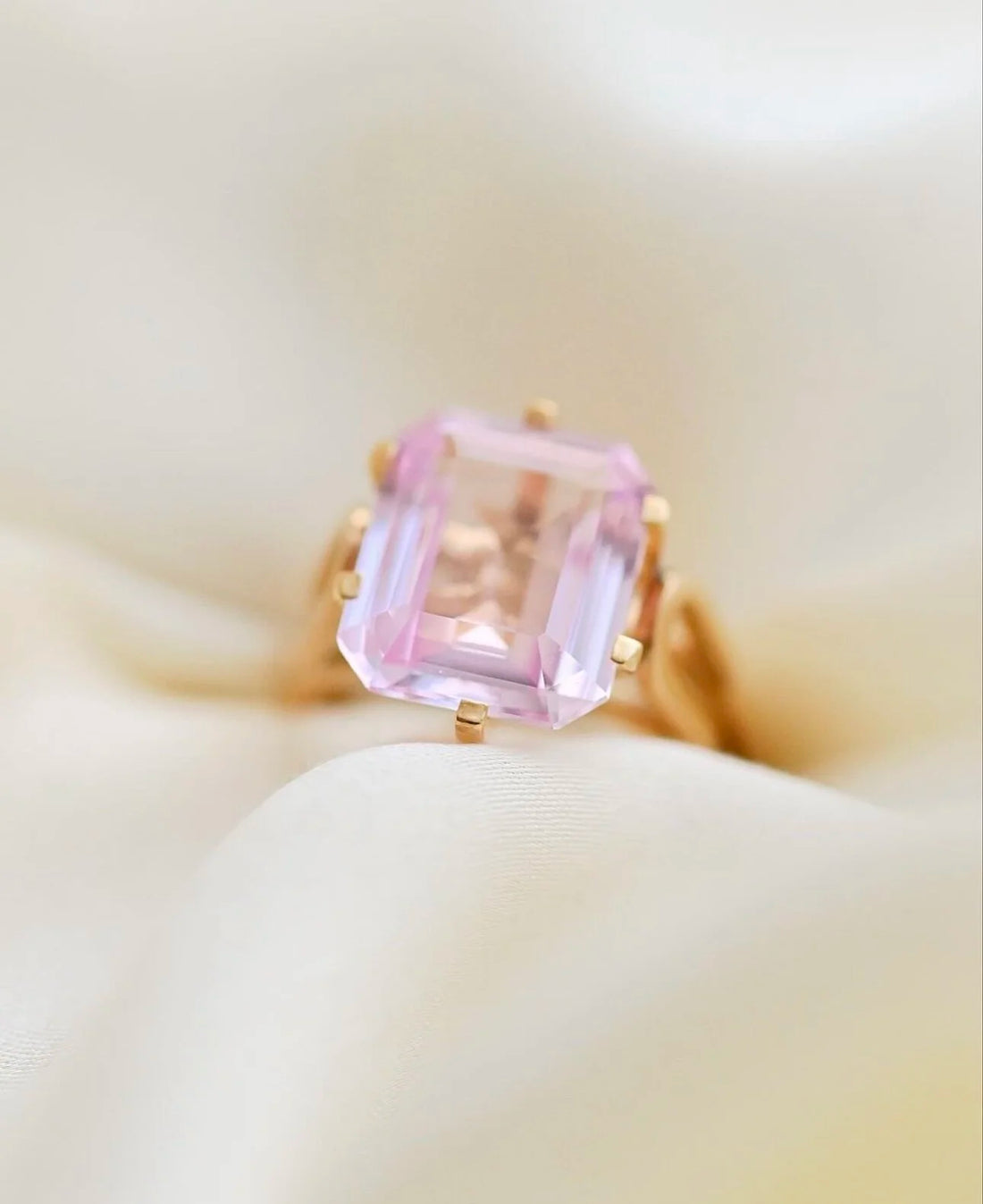 Rare Pink Sapphire Ring Size 7 18K Gold 1950s