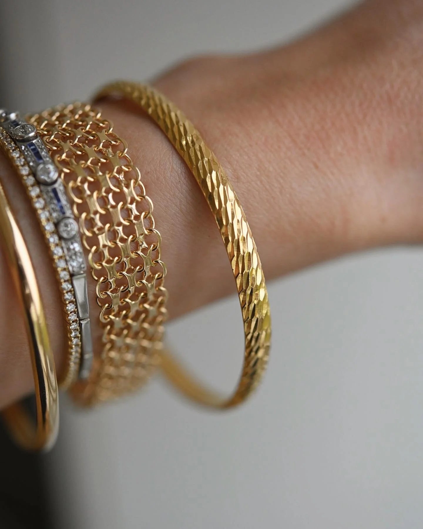 High Carat Glimmer Bangle 21K Gold 1970