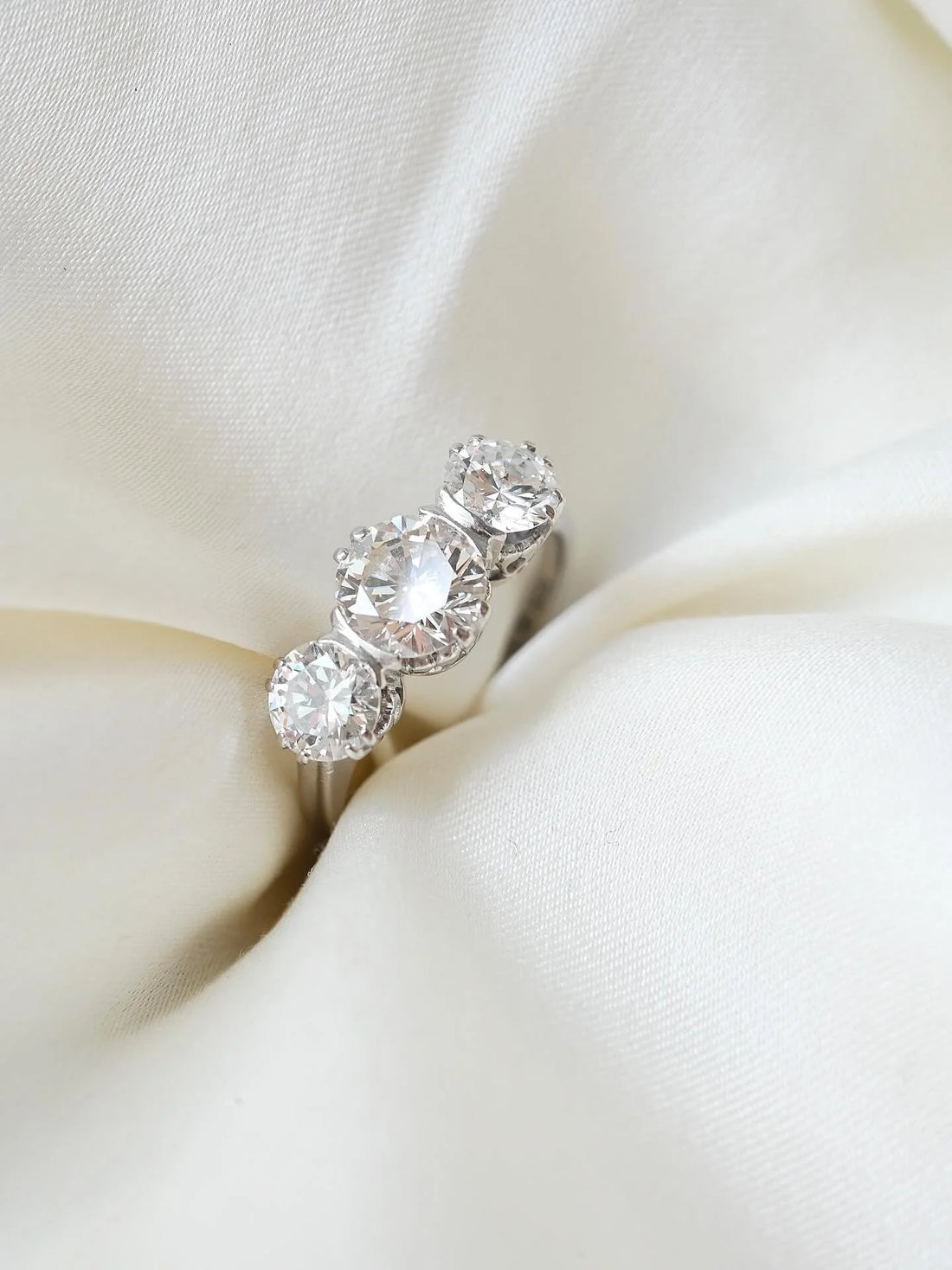 Rare Dreamy Three-stone Ring 2.11 Carats 18K White Gold 1957