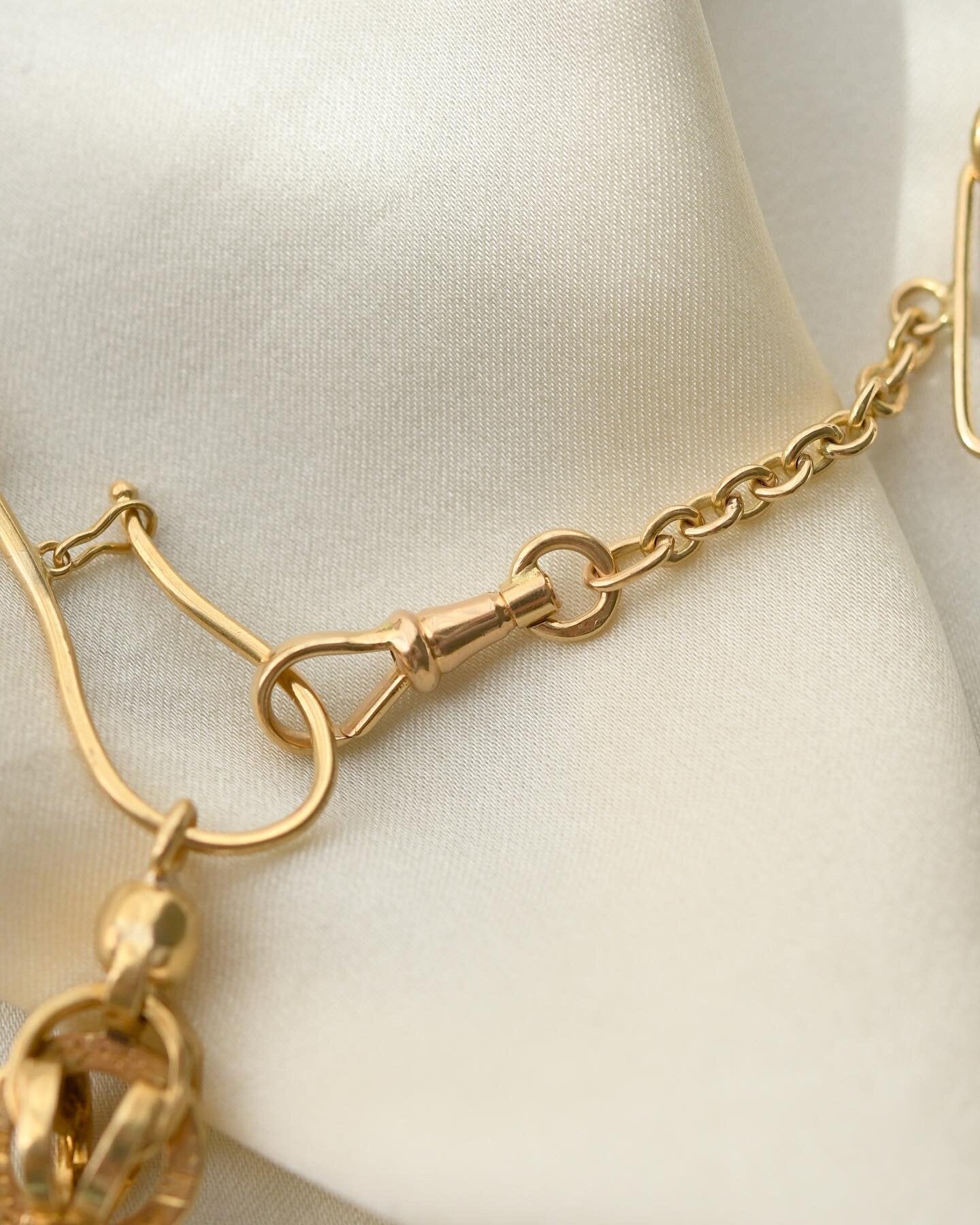 15.3 Inches Watch Chain 18K Gold 1868