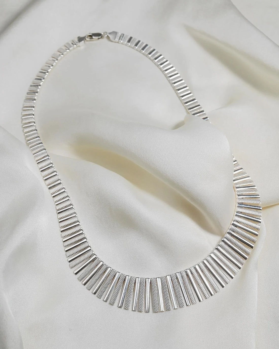 Heavy Glorius Silver Cleopatra Necklace