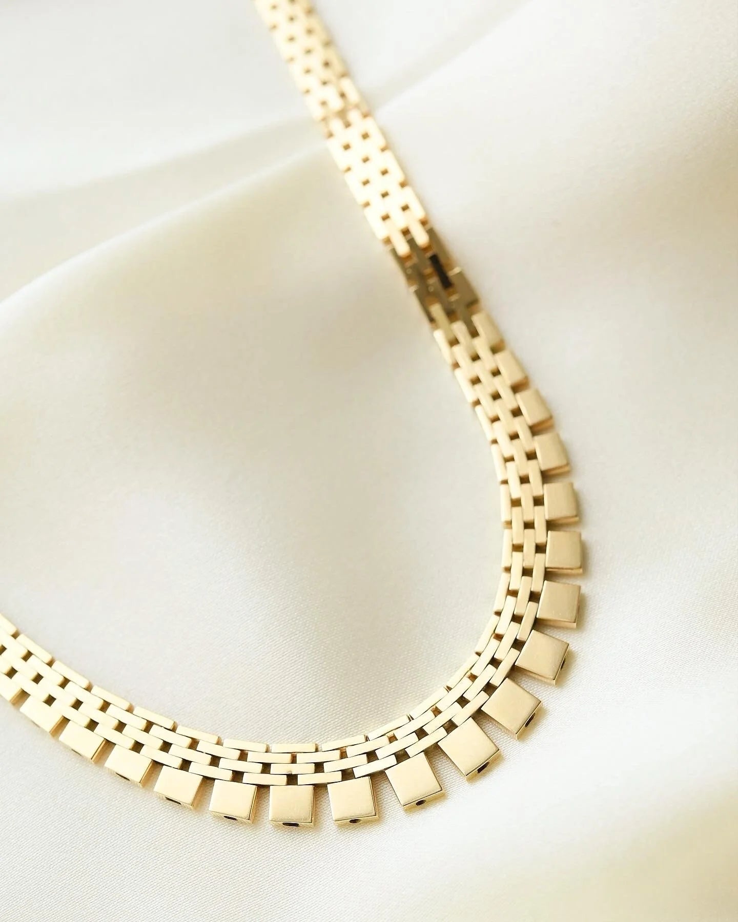 Sexy Cleopatra Danish Vintage Necklace 14K Gold 1960s