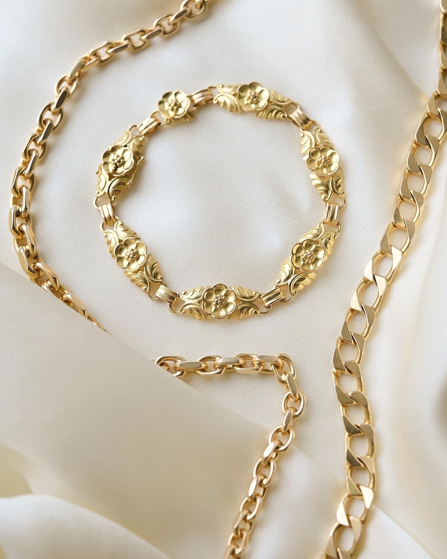 Rare Antique Bracelet By Georg Jensen 18K Gold Beg. 1900s