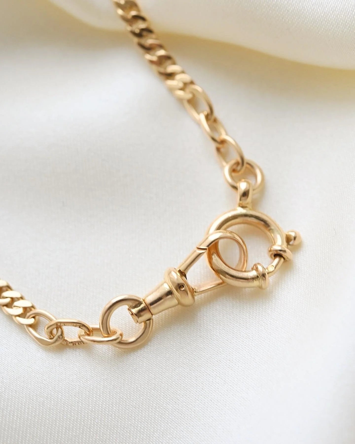 16.25 Inches Antique Watch Chain 18K Gold