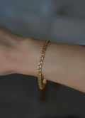 Stunning Mid Century Bismarck Link Bracelet 18K Gold Full Hallamarks 1960s