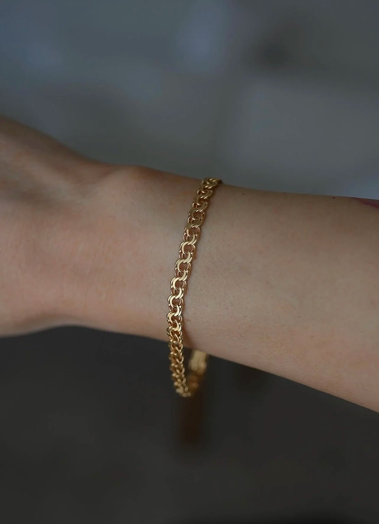 Stunning Mid Century Bismarck Link Bracelet 18K Gold Full Hallamarks 1960s