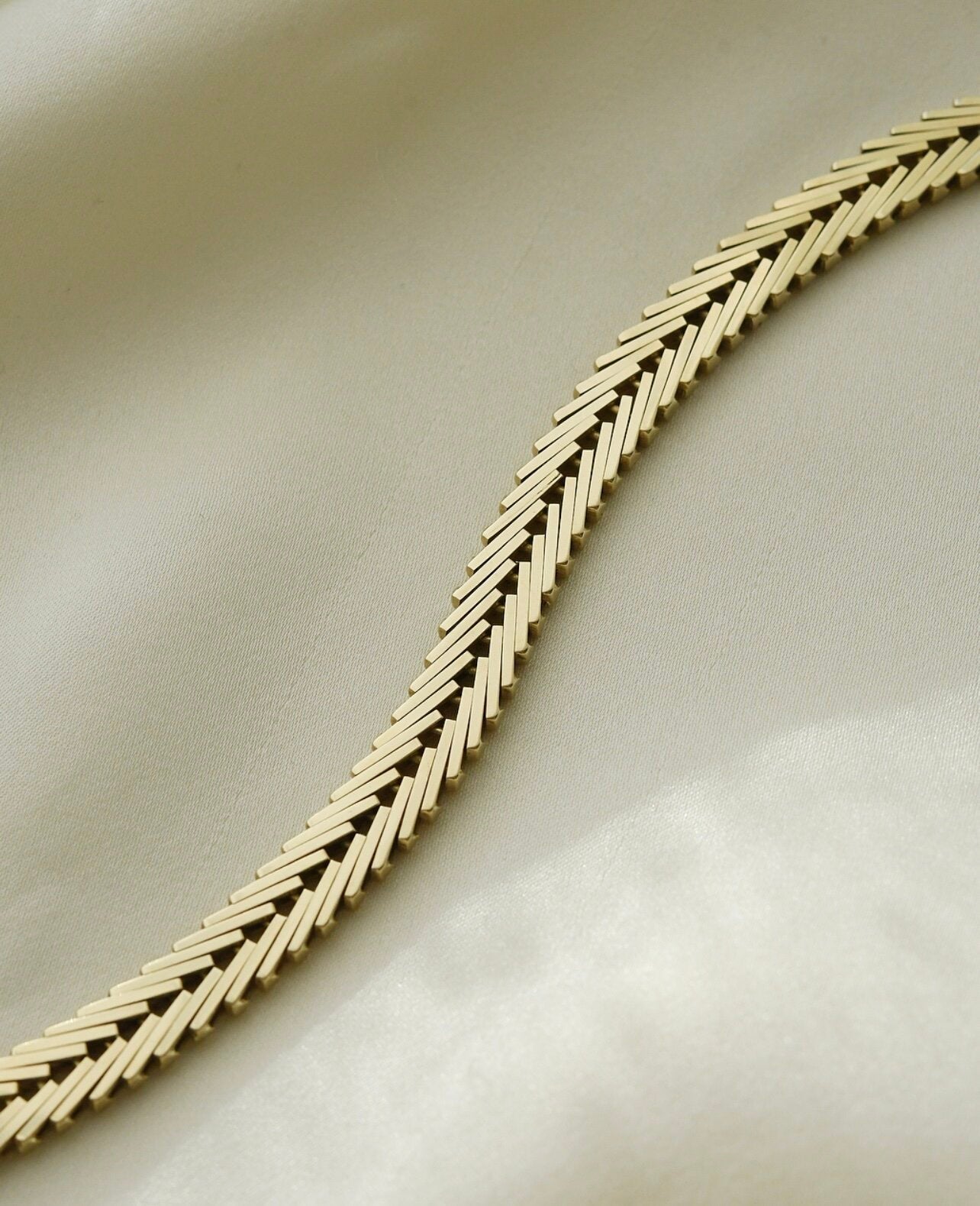 Gorgeous Geneva Link Bracelet 14K Gold