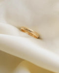 Antique Pattern Stacking Band Ring 18K Gold 1956