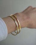 Beautiful 8.25 Inches Textured Solid Bangle 18K Gold