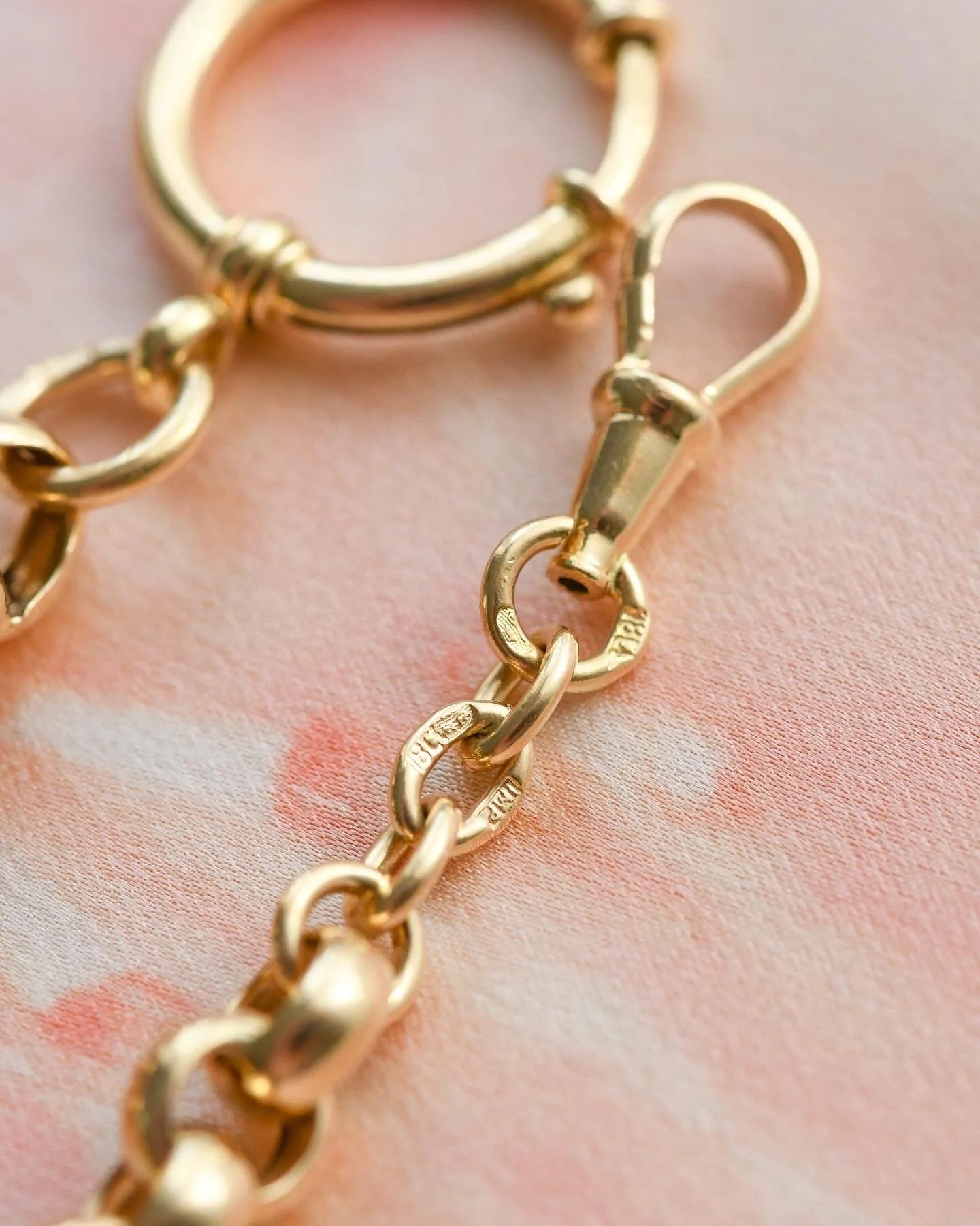 10.2 Inches Antique Belcher Watch Chain 18K Gold 1910s