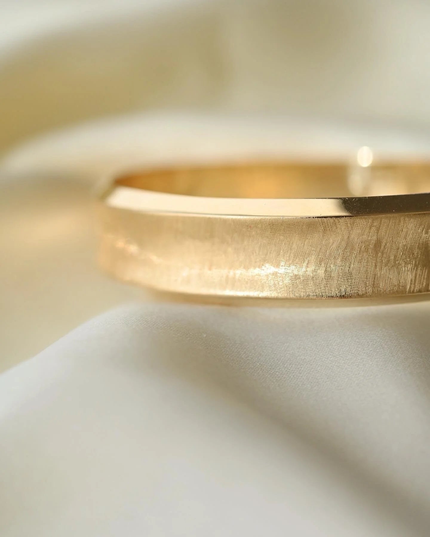 Brilliant Danish Vintage Bangle 14K Gold 1970s