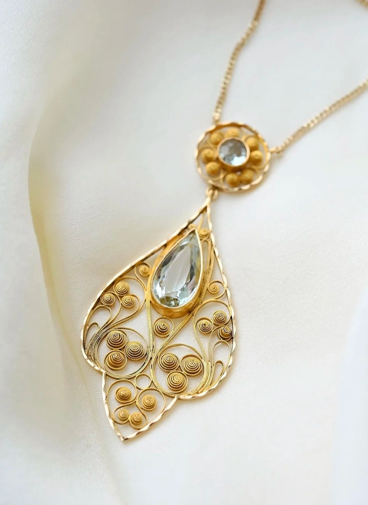 Stunning Antique Cannetille Work 125 Year-old Aquamarine Necklace 18K Gold 1921 Sweden