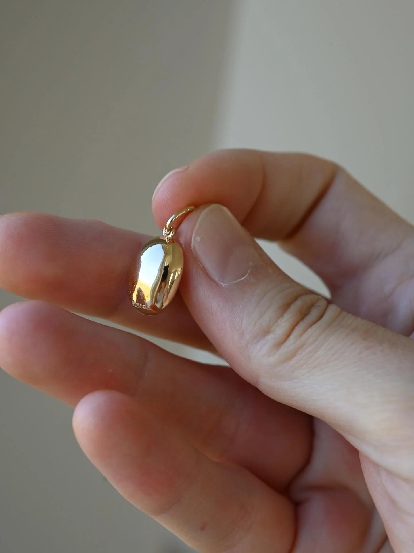 OMJ Fine Jewelry : One Last "Lucky Coffee Bean Pendant" 14K Gold Denmark 2025