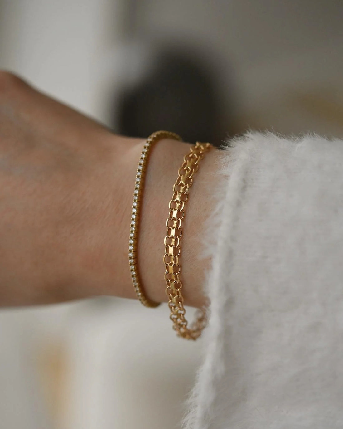 7 Inches Perfect Capricorn Link Bracelet 18K Gold 1969
