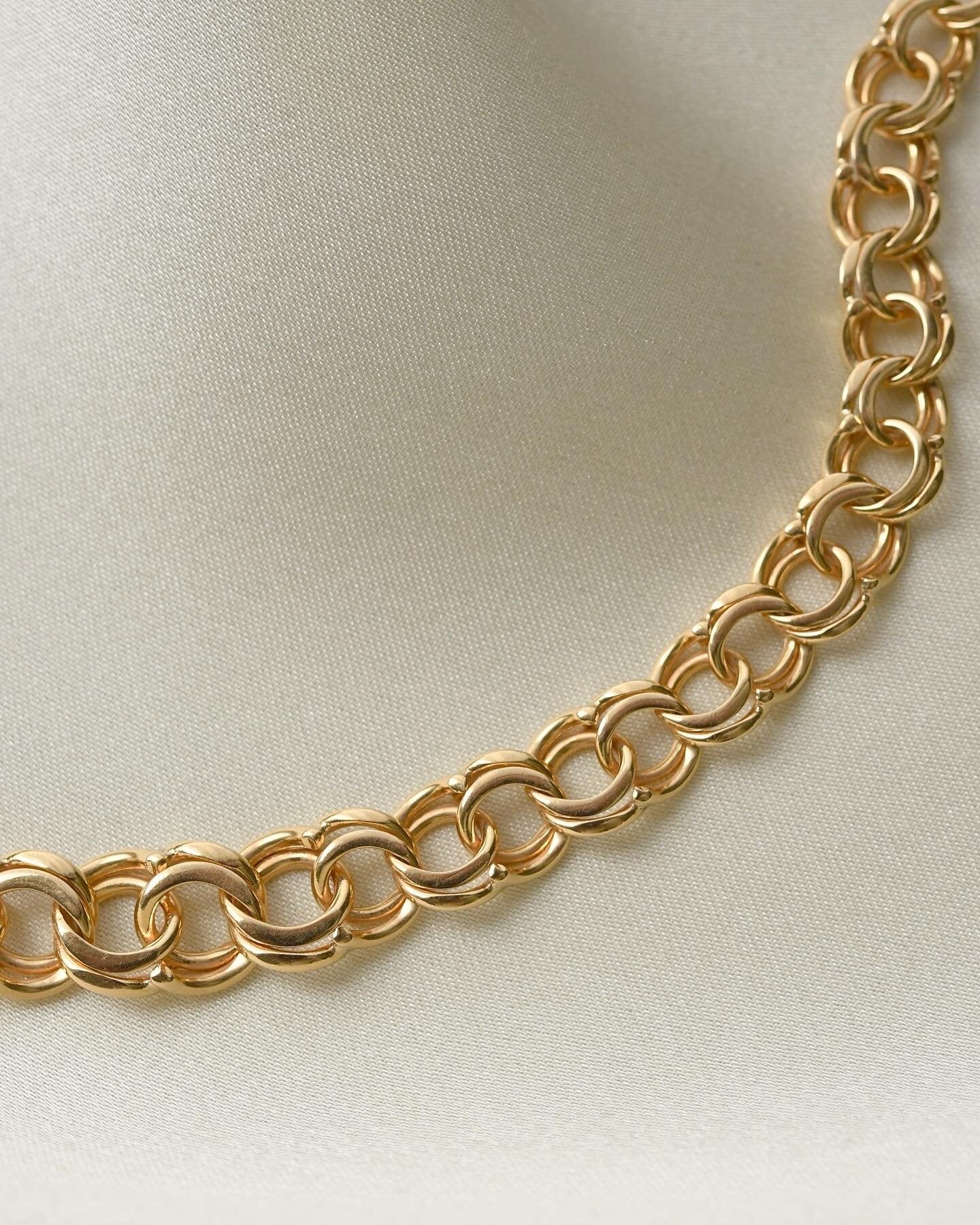 Long Rare 24.4 Inches Bismarck Chain 18K Gold 1960s