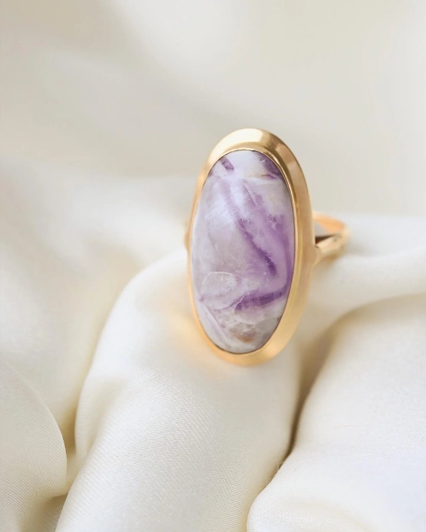 The Monday Selection: Rings, Pendants And a Chain 14-18K Gold 1900-1990