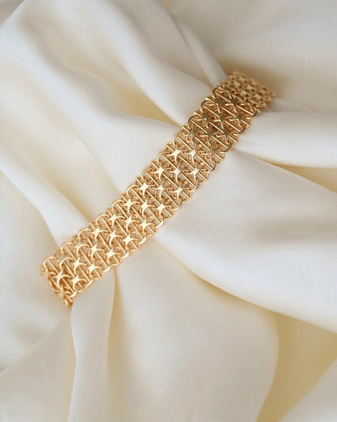 Beautiful Swedish Star Link Bracelet 18K Gold 1969